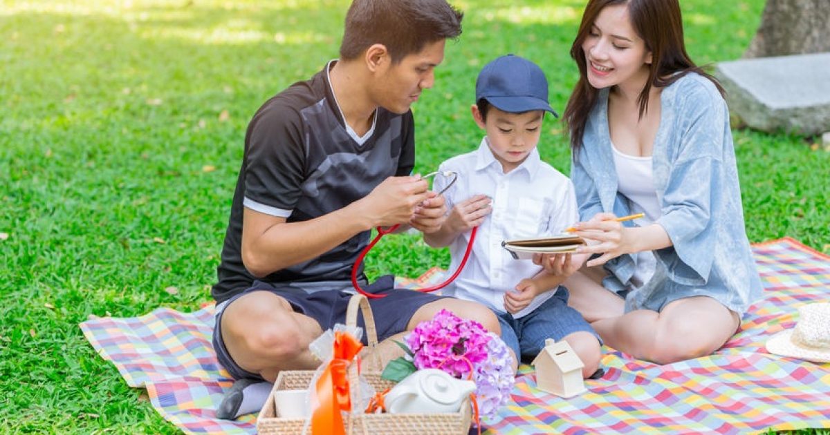 family roles in the compulsive center for growth therapy